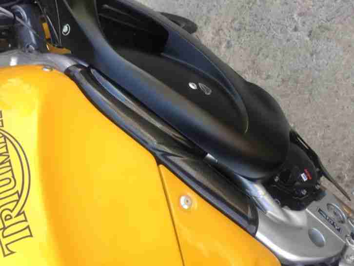 Triumpf Dytona T595e