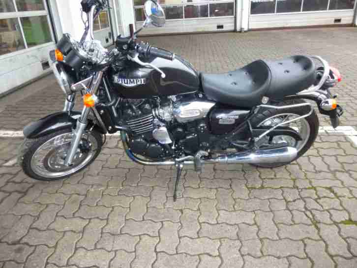 Triumph 900TT Legend schwarz, 1.Hand , TOP , Reifen und Tüv NEU