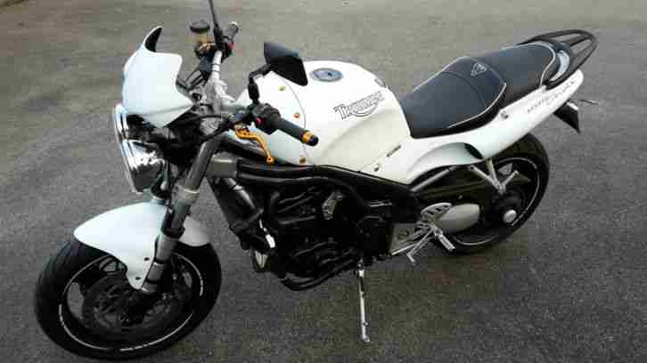 Triumph 900er Speed Triple !!!