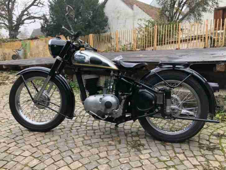 Triumph BDG 250H Baujahr 1952