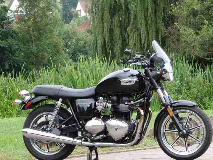 Triumph Bonneville SE Export price €4755