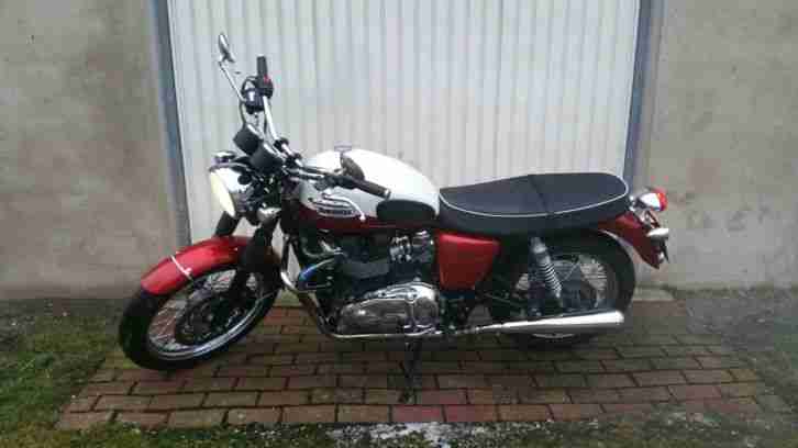 Triumph Bonneville T 100, 1A Zustand, erst 4430 Km