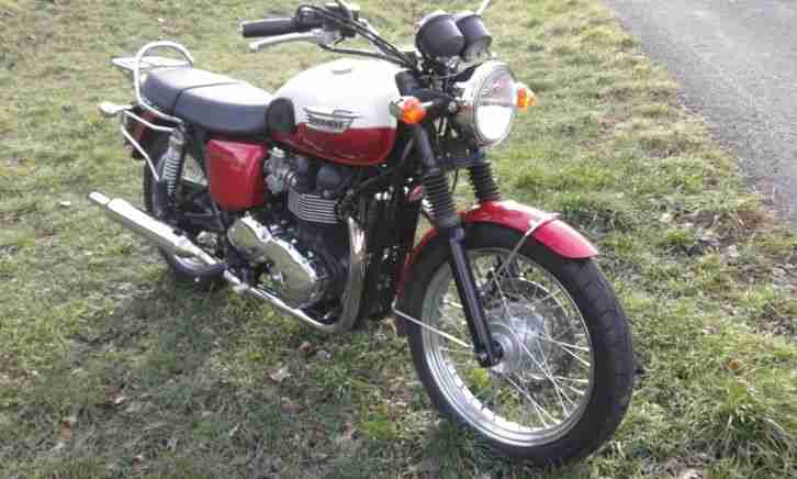 Triumph Bonneville T100