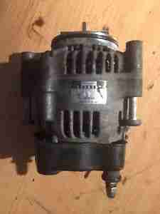 Triumph Daytona 955i Lichtmaschine