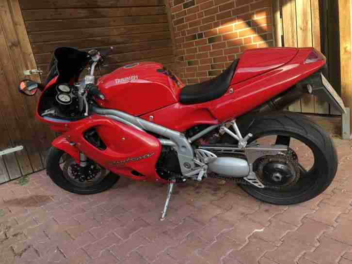 Triumph Daytona 955i