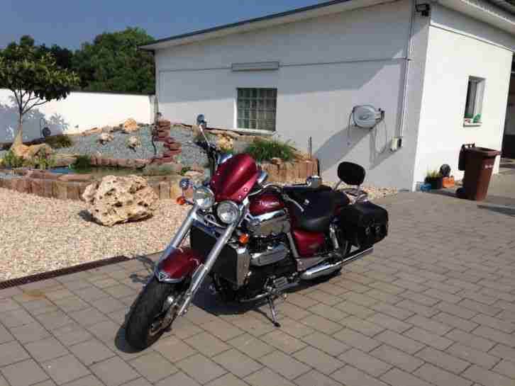 Triumph Rocket 3