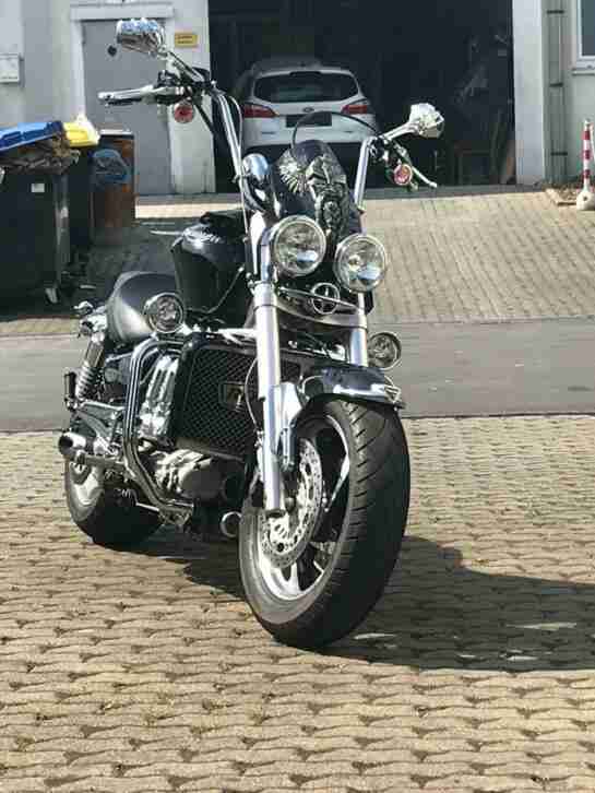 Triumph Rocket 3