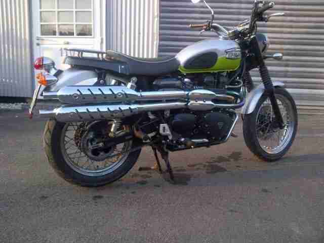 Triumph Scrambler 900, Vergasermodell,sehr guter Zustand, draufsetzen und los