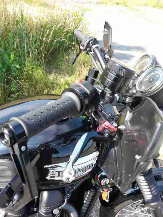 Triumph Scrambler schwarz