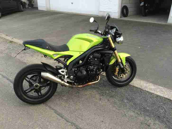 Triumph Speed Triple 1050
