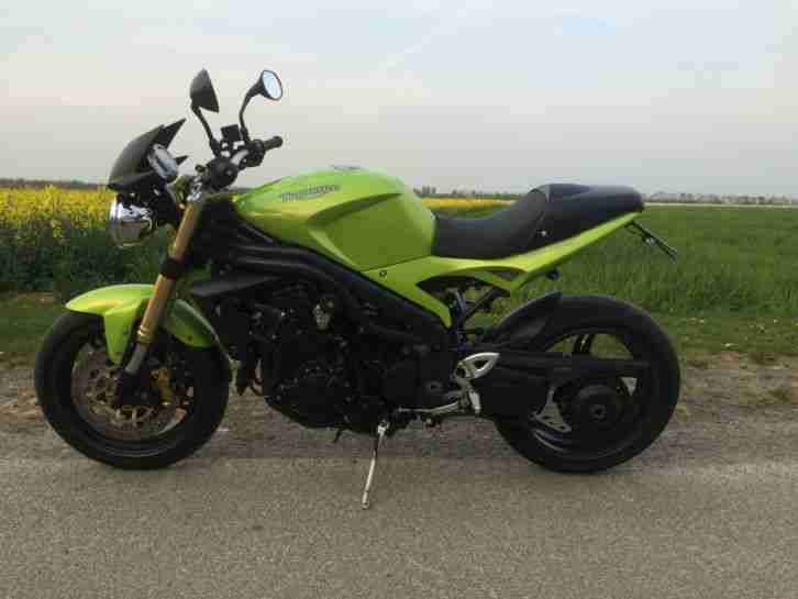 Triumph Speed Triple 1050