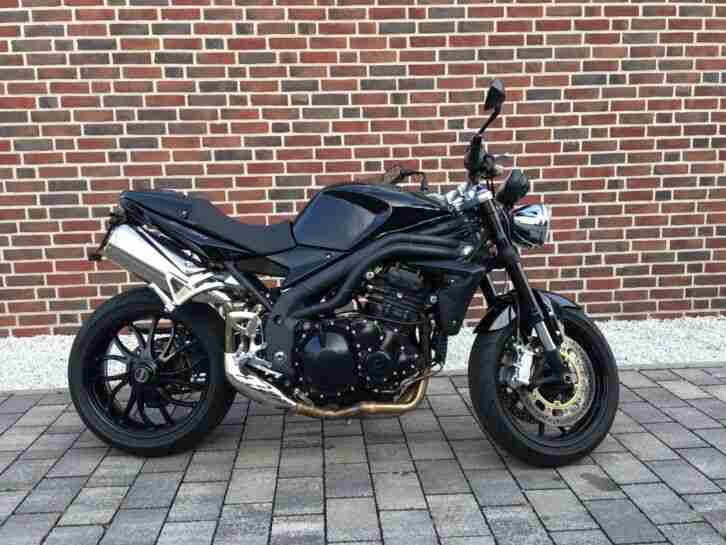 Triumph Speed Triple 1050 2010 1.Hd