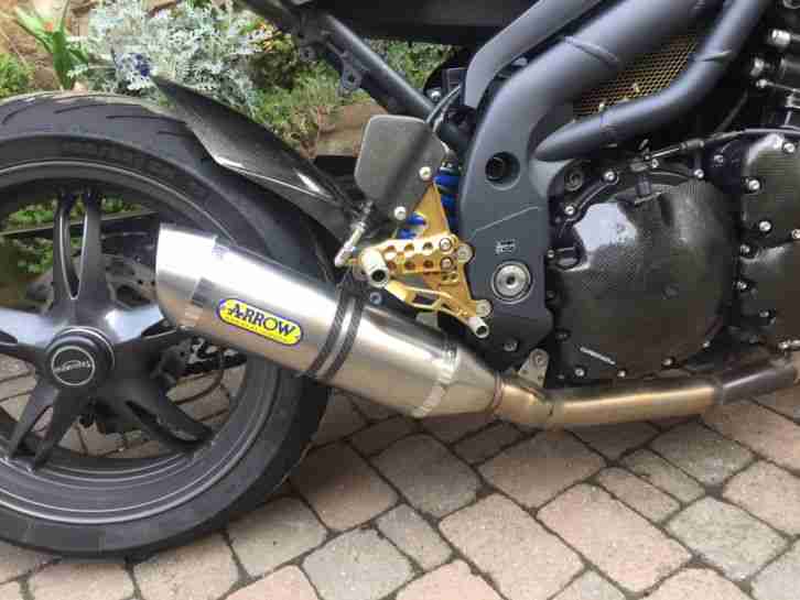 Triumph Speed Triple 1050