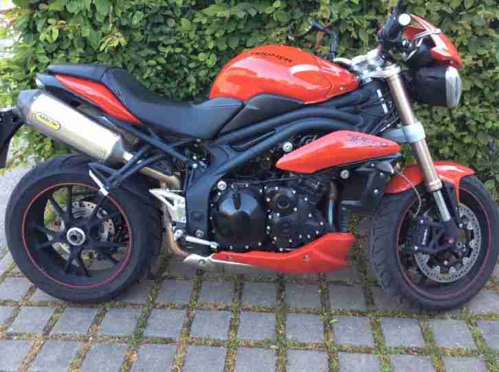 Speed Triple 2015