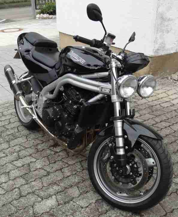 Triumph Speed Triple 955i, 17500km, LED Blinker, Sportauspuff, 1A Zustand