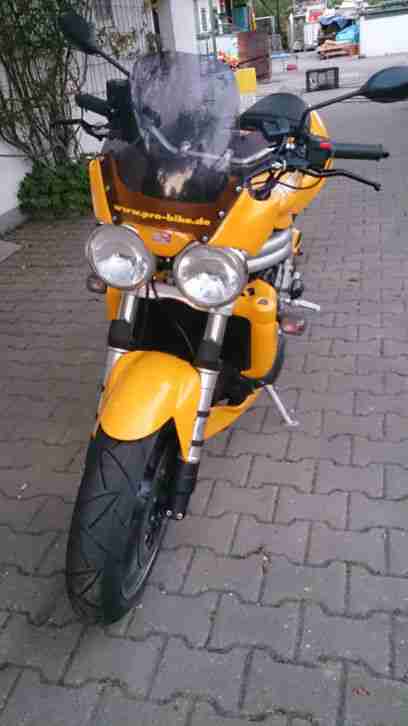 Triumph Speed Triple 955i Sondermodell GELB 09/2003