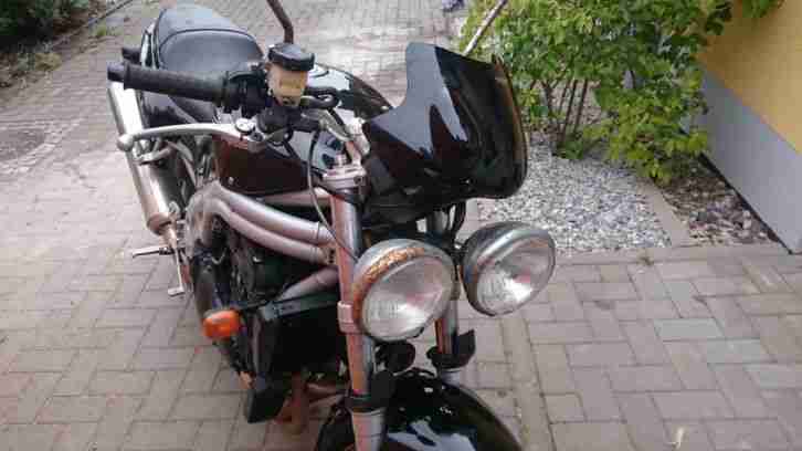 Triumph Speed Triple 955i / T509