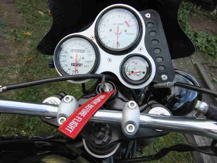 Triumph Speed Triple, Bj. 05/2000, 72KW, TOP Zustand, Sondermodell