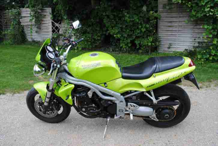 Triumph Speed Triple T509 Bj. 1999 TÜV neu, zuverlässiges Fun-Bike