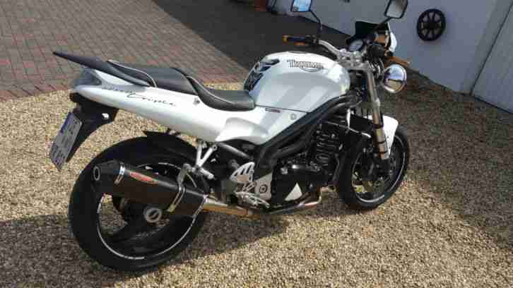 Triumph Speed Triple t509 viele Neuteile