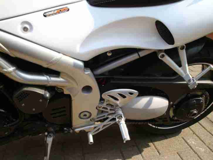 Triumph Speed Triple t509 viele Neuteile