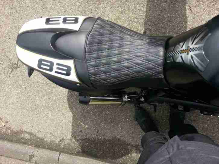Triumph Speed Tripple 1050 wie neu 2008