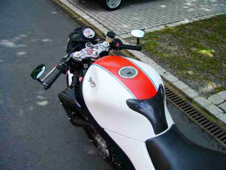 Triumph Sprint 955i RS Cafe Racer