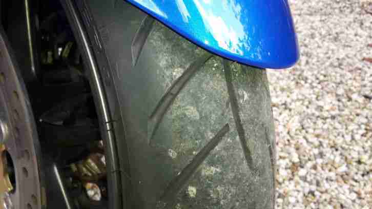 Triumph Sprint ST 1050