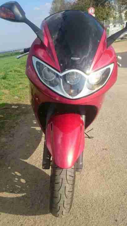 Triumph Sprint ST 1050 mit ABS