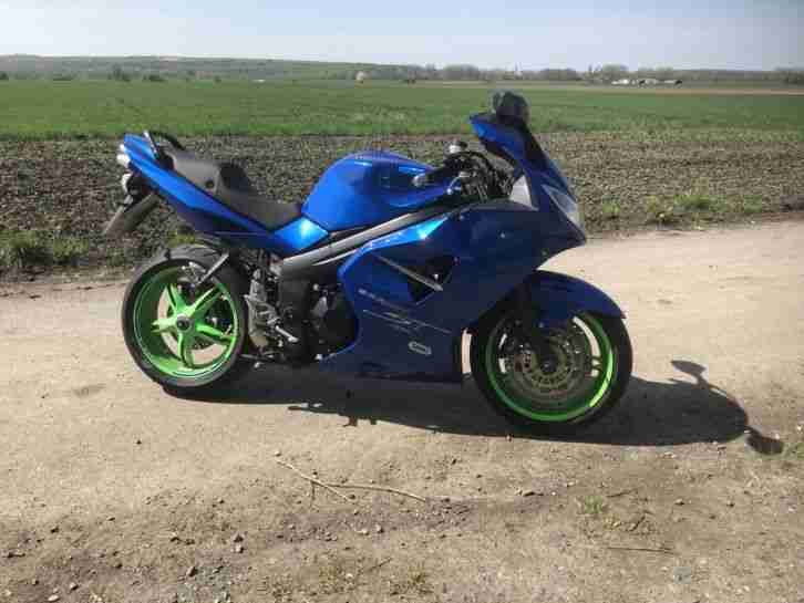 Triumph Sprint ST 1050