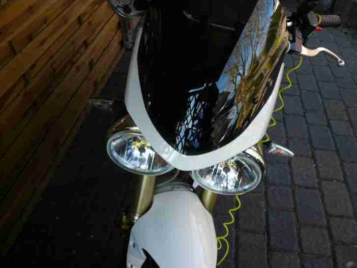 Triumph Street Trible Top gepflegt Top Ausstattung
