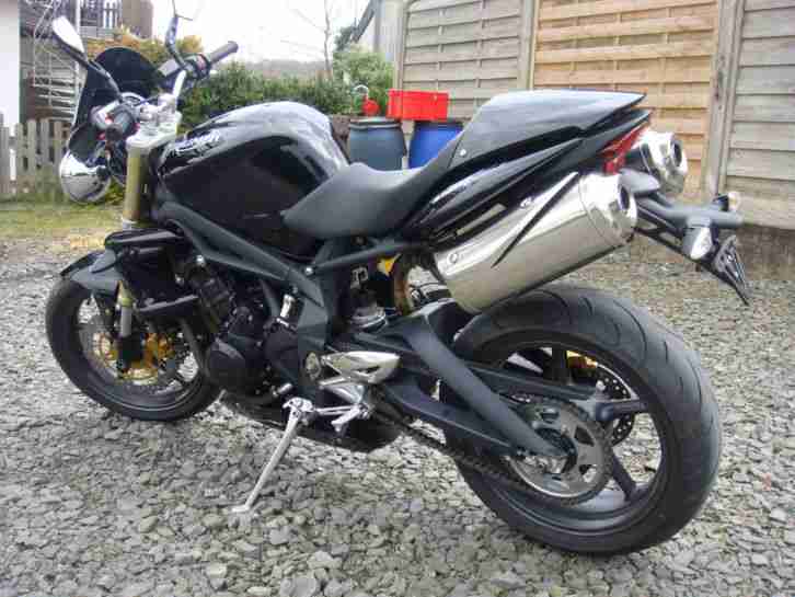 Triumph Street Triple 675 Bj 08 5000KM Naked Bike Motorrad Original