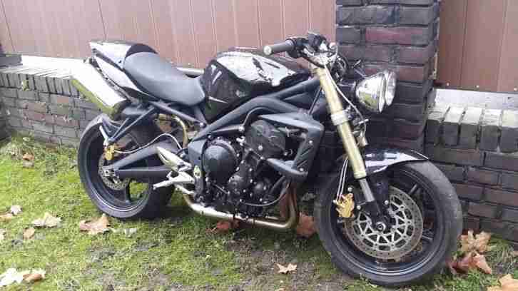 Triumph Street Triple 675 EZ 2011 Unfall Motorrad