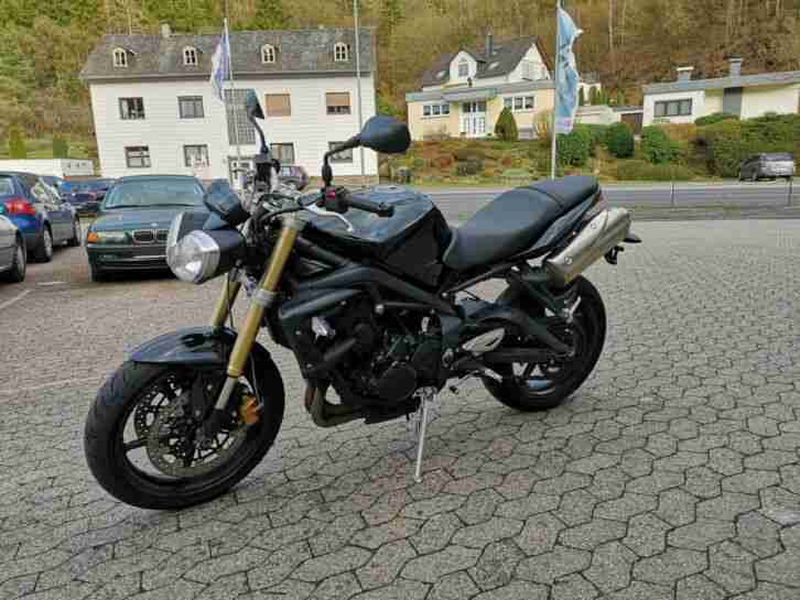 Triumph Street Triple 675 - TÜV - 7050 km - 2. Hand