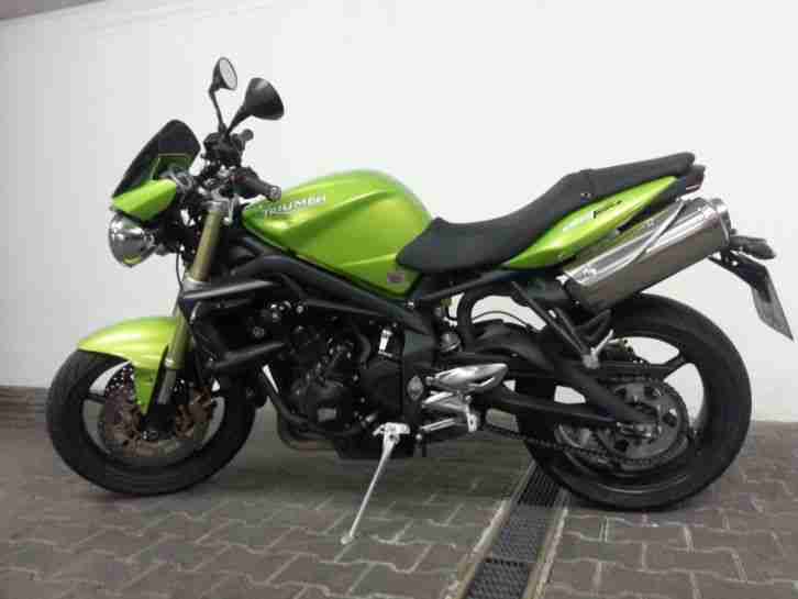 Triumph Street Triple