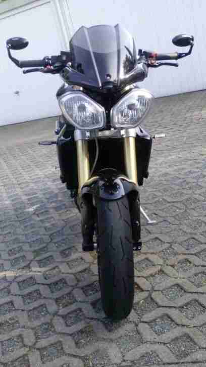 Triumph Street Triple 675