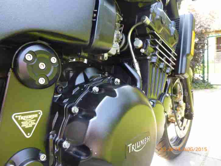 Triumph T300 Speed Triple