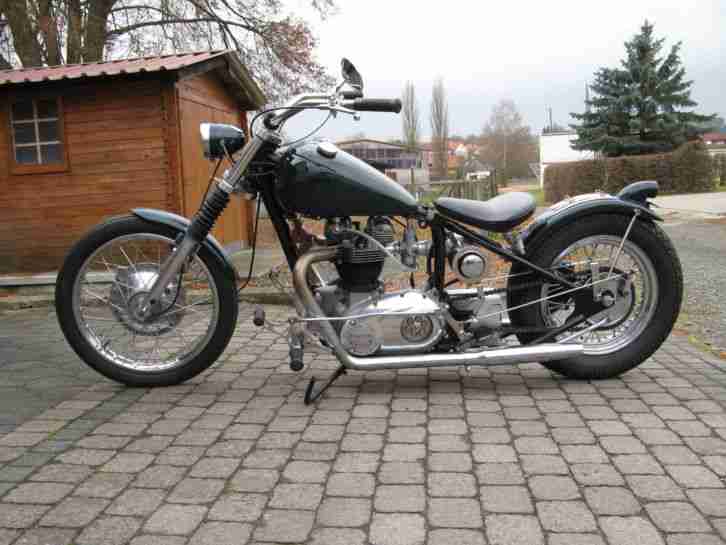 Triumph TR6R Starrahmen 650er , neu aufgebaut