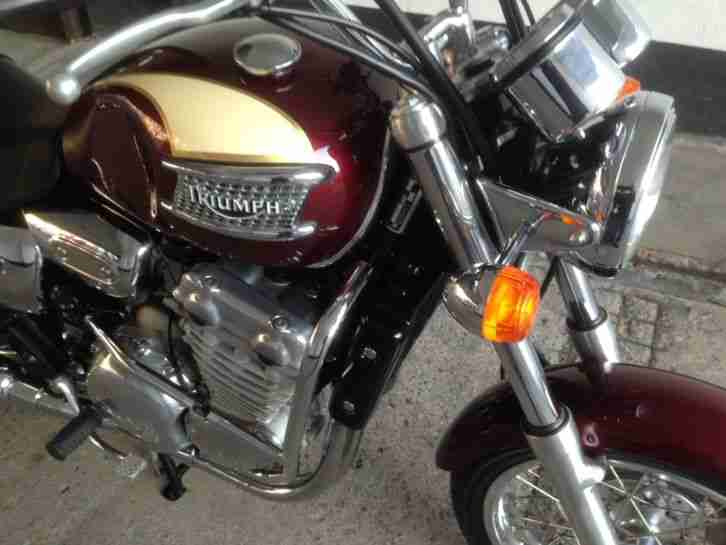 Triumph Thunderbird 900 T 309 RT Youngtimer