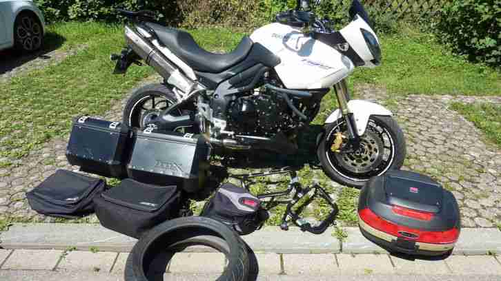 Triumph Tiger 1050