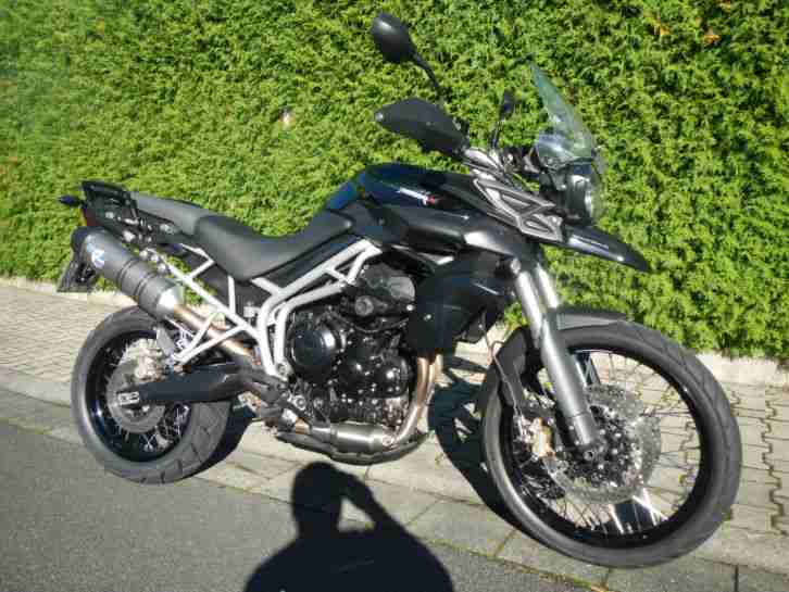 Triumph Tiger 800 XC Reiseenduro Leo Vince scheckheftgepflegt zum Winterpreis