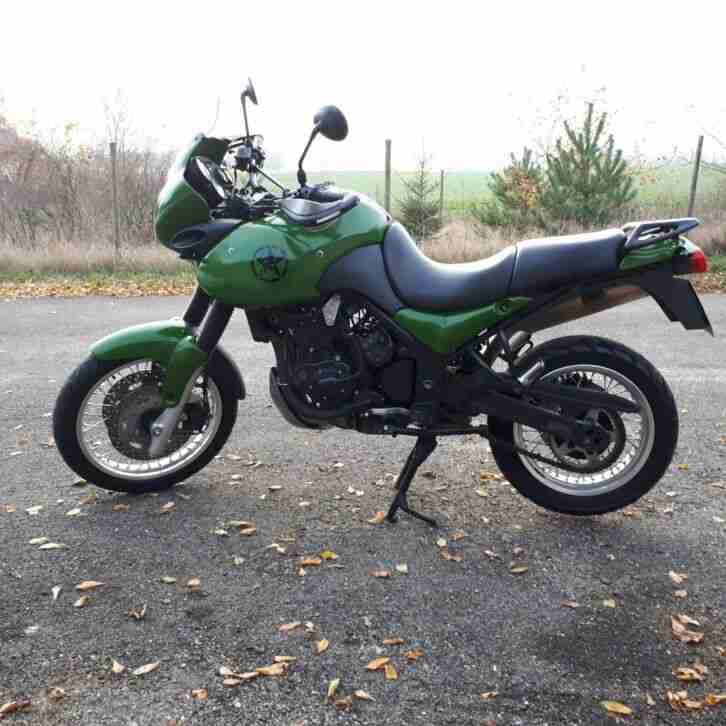 Triumph Tiger 885i T709 mit wenig Kilometern
