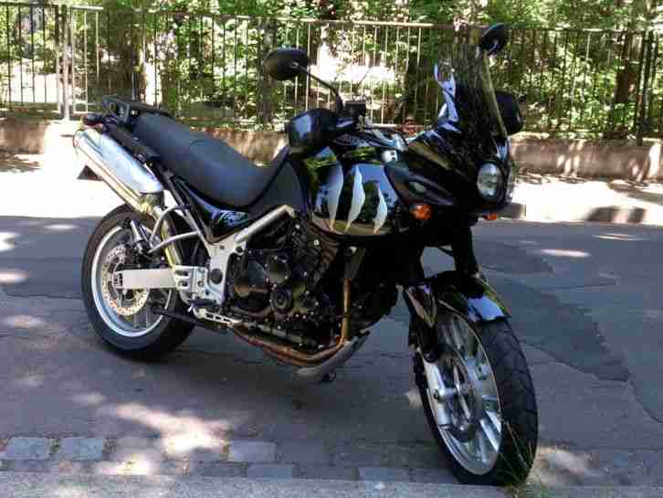 Triumph Tiger 955i Bj 2006 22000km unfallfrei umfallfrei Garage Topzustand