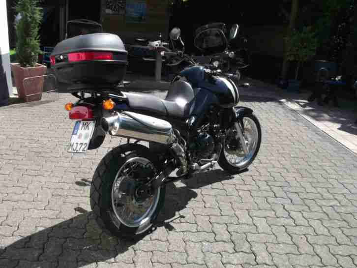 Triumph Tiger 955i mit Speichenräder