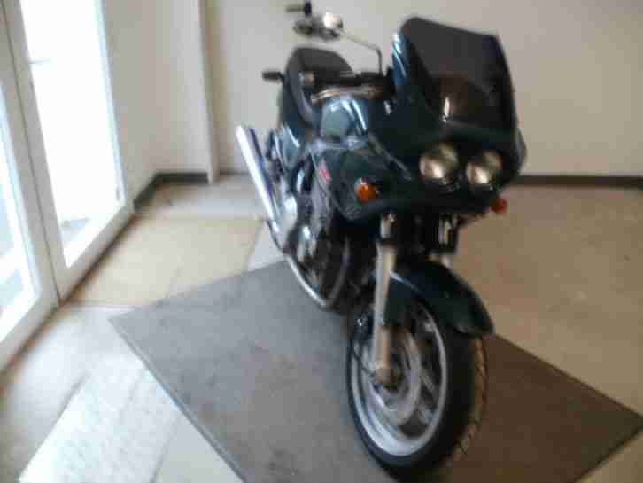 Triumph Trident T 300 .Trident 750 .71 KW