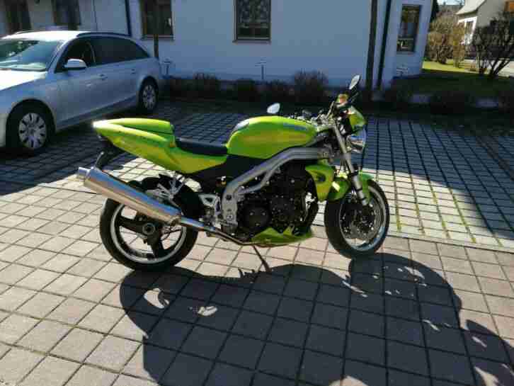 Triumph speed triple 955i