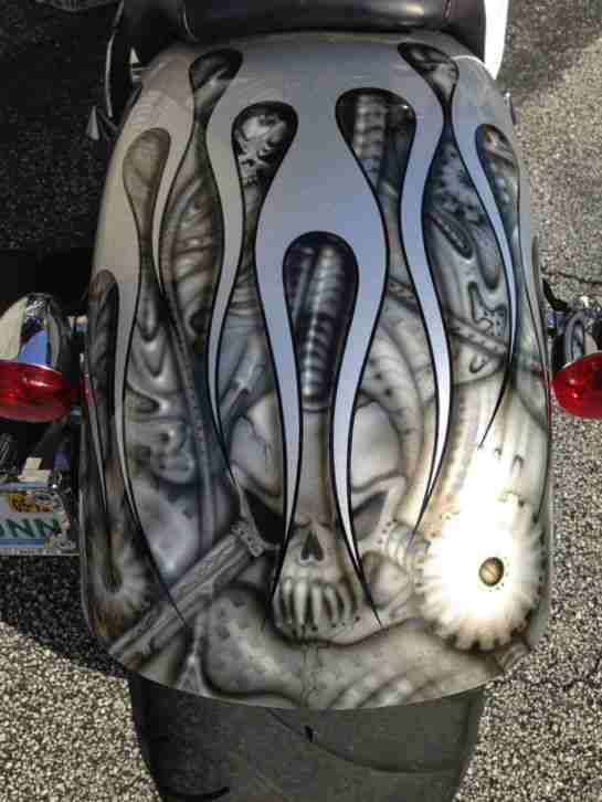 ULTRA MOTORCYCLES CUSTOM CHOPPER S&S 113cui 125PS GIGER AIRBRUSH EINZELSTÜCK TOP