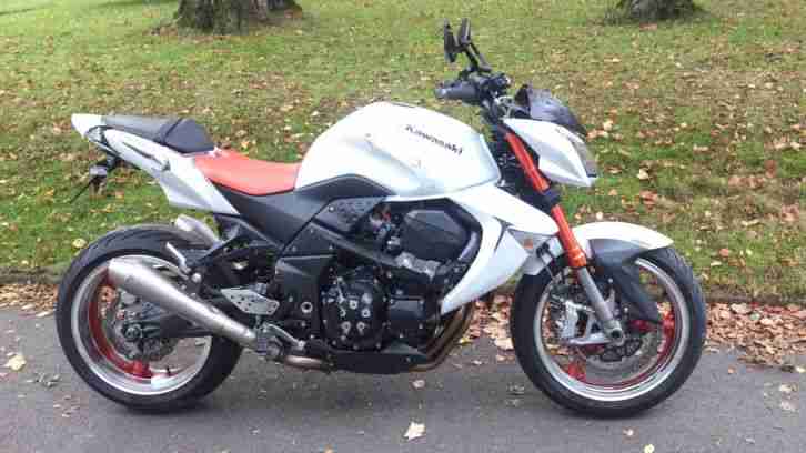 Unfall Kawasaki Z1000 ABS Sondermodell von 2008 mit TÜV bis 2016 Unfall