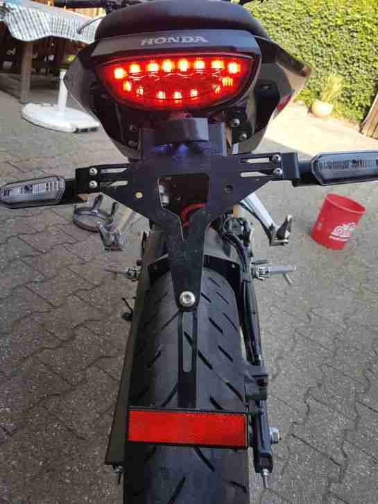 Unfall Motorrad Honda CB125R - neues Modell 2018