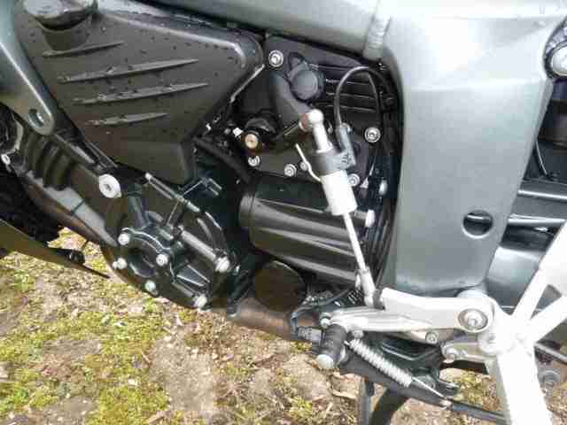 Unfallfreie K1300R EZ05/10 Vollausstatt. TÜV neu, alle Rückrufe option Akrapovic